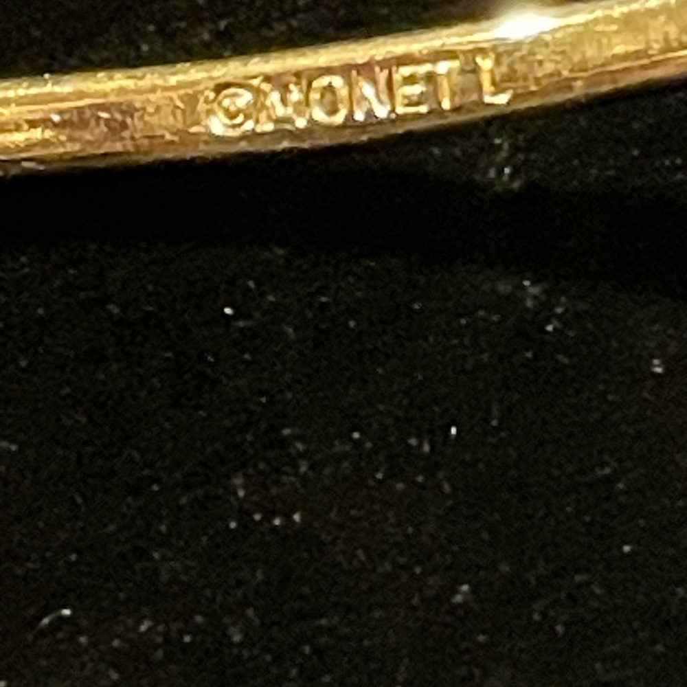 Gold Bangle Bracelet - Picture 1 of 7